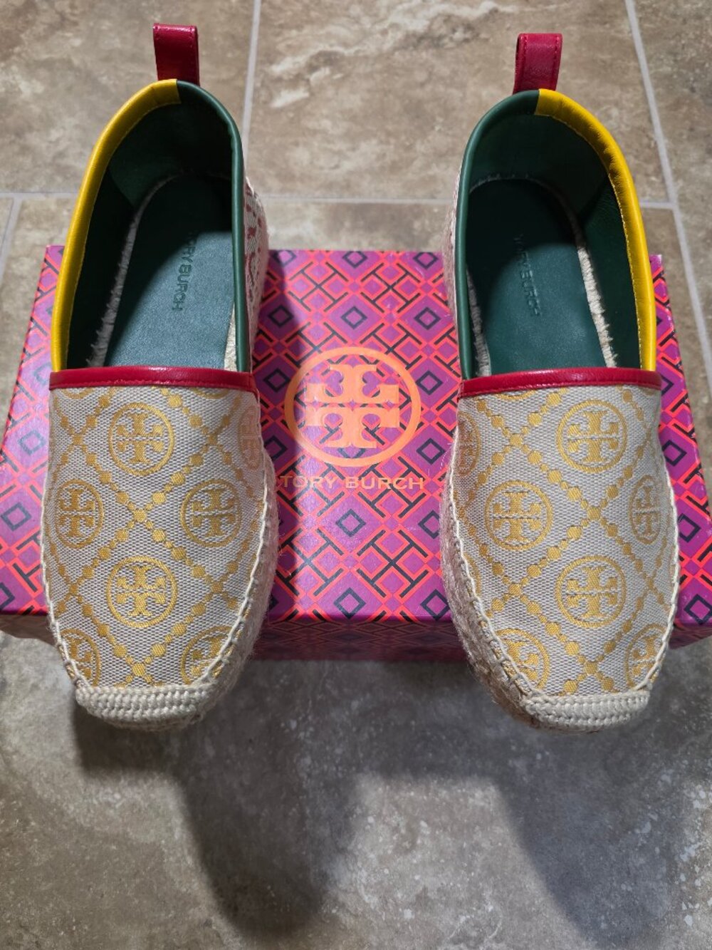 Women's Shoes - Platform E's
